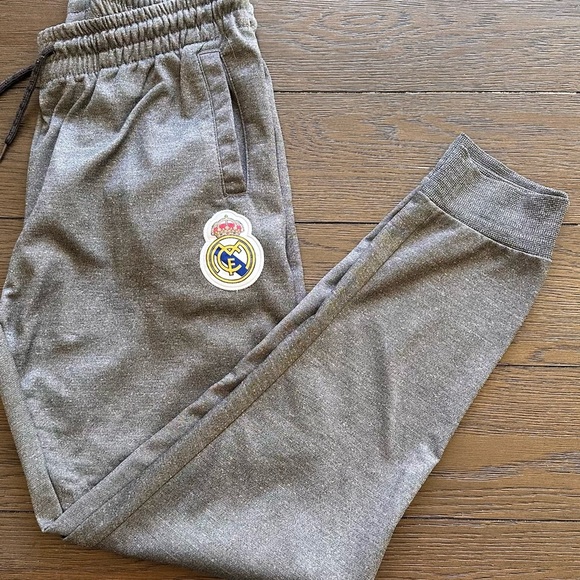 real madrid Other - Oficial Real Madrid Spain Soccer Club Men's L Grey Sweatpants Joggers